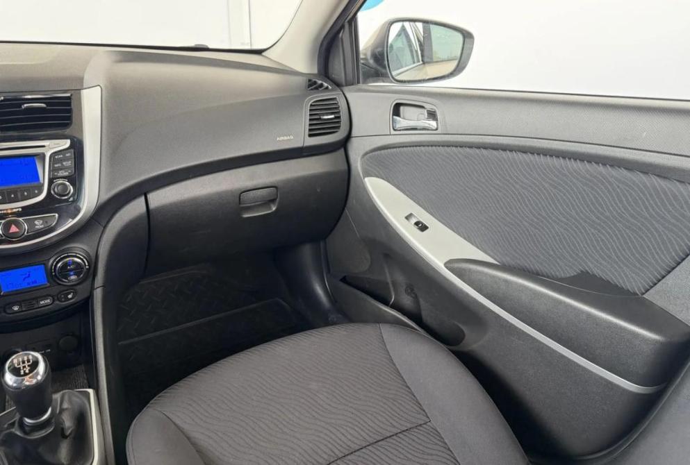 Hyundai Solaris I Киров  - изображение 15