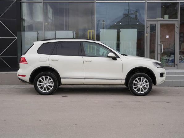 Volkswagen Touareg II с пробегом 2011 года, цена 1 950 000 рублей, 278311 км, внедорожник, Автокод Объявления