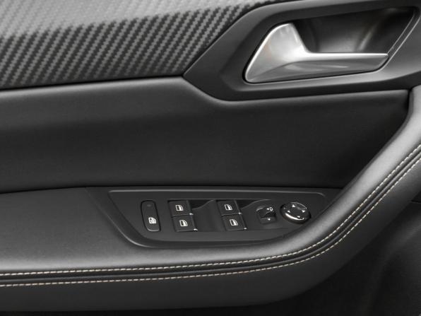 Peugeot 508 II с пробегом 2020 года, цена 2 690 000 рублей, 100682 км, хэтчбек, Автокод Объявления