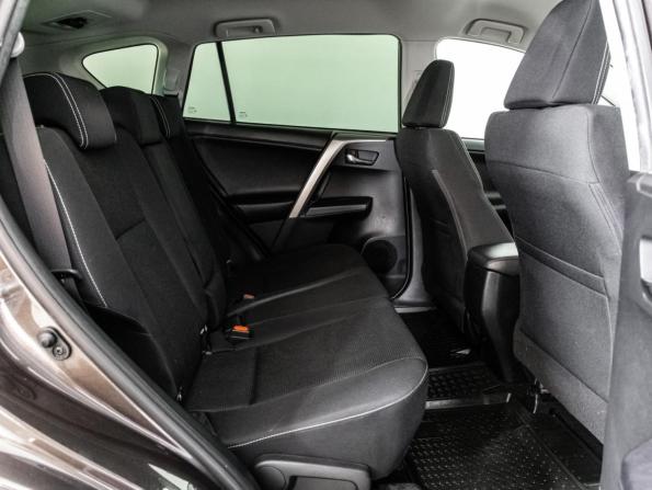 Toyota RAV4 IV (XA40) Рестайлинг с пробегом 2019 года, цена 2 075 000 рублей, 176252 км, внедорожник, Автокод Объявления