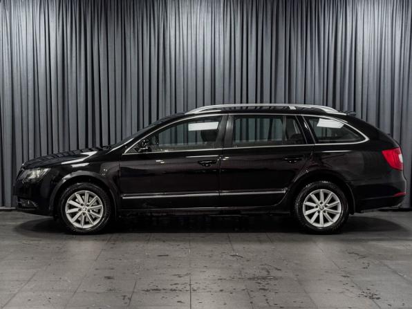 Skoda Superb II Рестайлинг с пробегом 2013 года, цена 899 000 рублей, 359617 км, лифтбек, Автокод Объявления