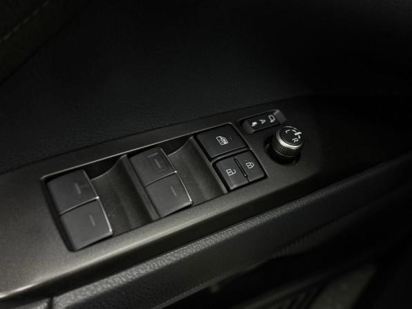 Toyota Camry VIII (XV70) Рестайлинг с пробегом 2021 года, цена 3 150 000 рублей, 95946 км, седан, Автокод Объявления