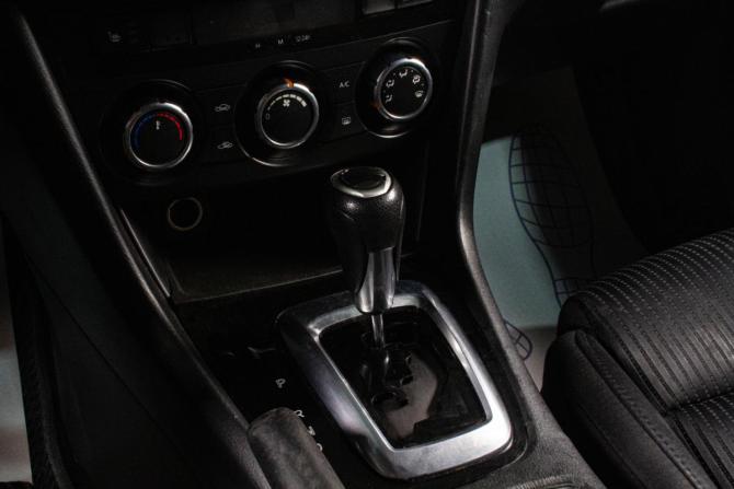 Mazda 6 III (GJ) с пробегом 2013 года, цена 1 279 000 рублей, 298000 км, седан, Автокод Объявления