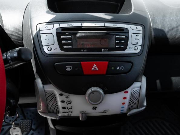 Peugeot 107 I Рестайлинг с пробегом 2012 года, цена 549 000 рублей, 130838 км, хэтчбек, Автокод Объявления