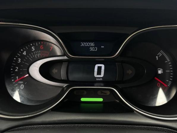 Renault Kaptur I с пробегом 2017 года, цена 1 049 000 рублей, 320092 км, внедорожник, Автокод Объявления