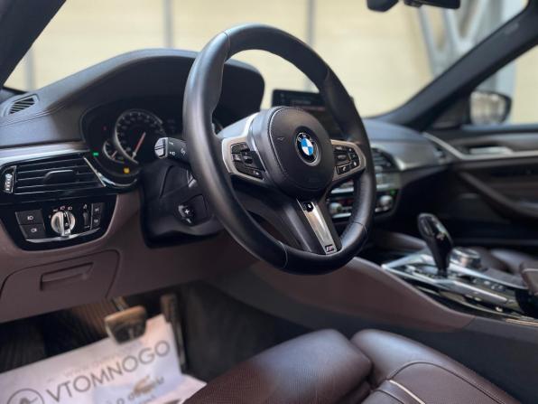 BMW 5 серии VII (G30/G31/G38) с пробегом 2018 года, цена 4 200 000 рублей, 110152 км, седан, Автокод Объявления