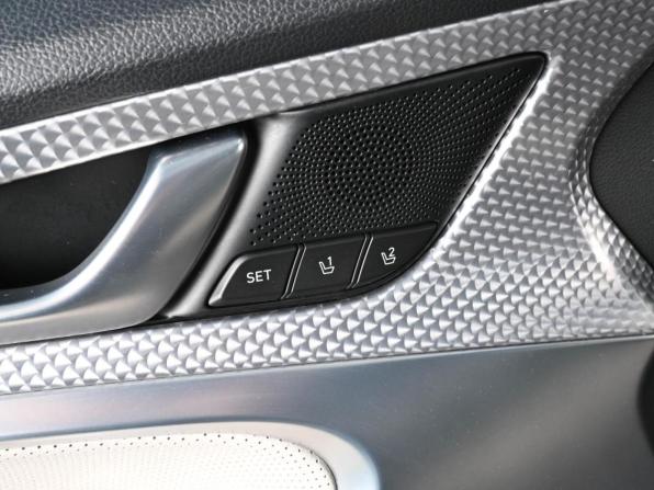 Genesis G70 I Рестайлинг с пробегом 2021 года, цена 3 099 000 рублей, 100396 км, седан, Автокод Объявления