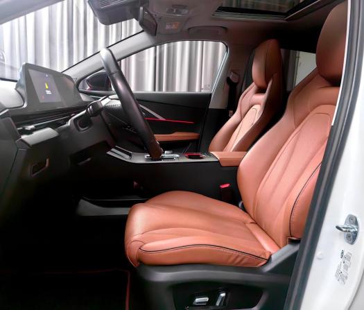 Omoda C5 I с пробегом 2023 года, цена 1 888 000 рублей, 49788 км, внедорожник, Автокод Объявления
