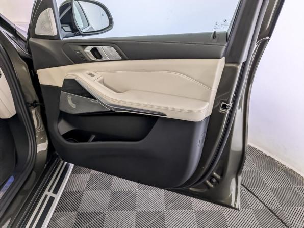 BMW X7 I (G07) с пробегом 2021 года, цена 8 800 000 рублей, 84437 км, внедорожник, Автокод Объявления