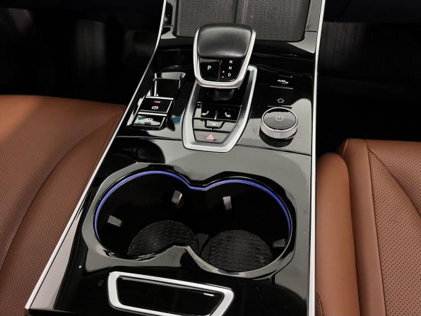 Omoda C5 I с пробегом 2023 года, цена 1 850 000 рублей, 85419 км, внедорожник, Автокод Объявления