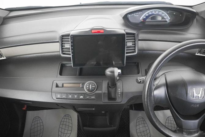 Honda Freed I с пробегом 2010 года, цена 999 000 рублей, 149000 км, компактвэн, Автокод Объявления