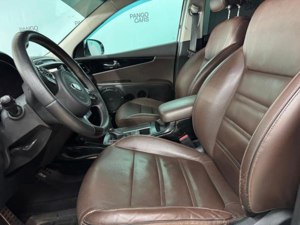 Kia Sorento III Prime с пробегом 2016 года, цена 2 275 000 рублей, 216600 км, внедорожник, Автокод Объявления