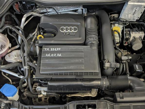 Audi A1 I (8X) Рестайлинг с пробегом 2015 года, цена 1 490 000 рублей, 74255 км, хэтчбек, Автокод Объявления