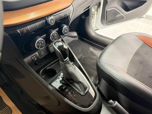 Lada (ВАЗ) Vesta I Рестайлинг (NG) с пробегом 2024 года, цена 1 453 000 рублей, 20956 км, универсал, Автокод Объявления