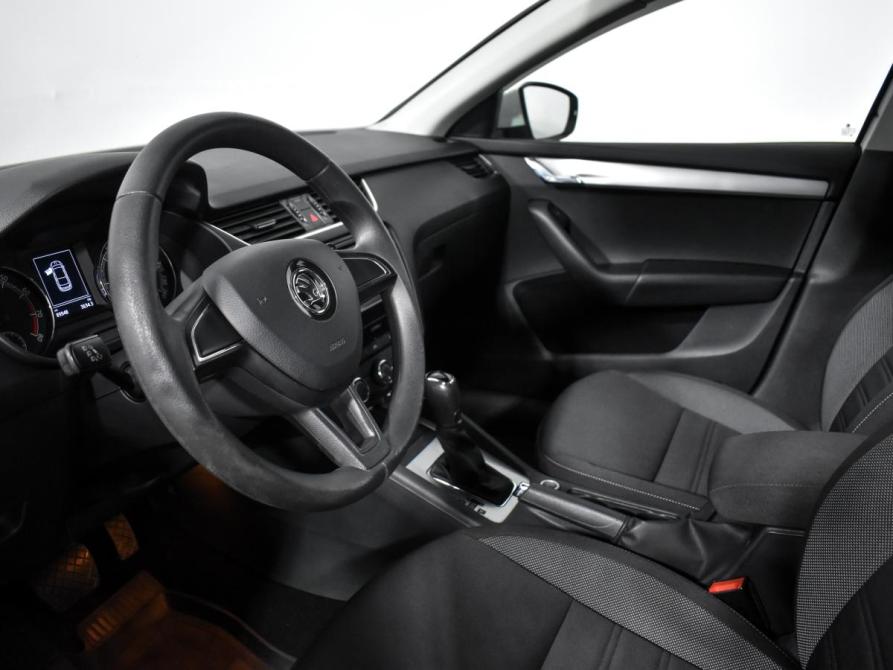 Skoda Octavia III (A7) Рестайлинг Санкт-Петербург  - изображение 9