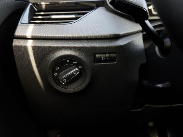 Skoda Rapid II с пробегом 2021 года, цена 1 762 800 рублей, 58212 км, лифтбек, Автокод Объявления