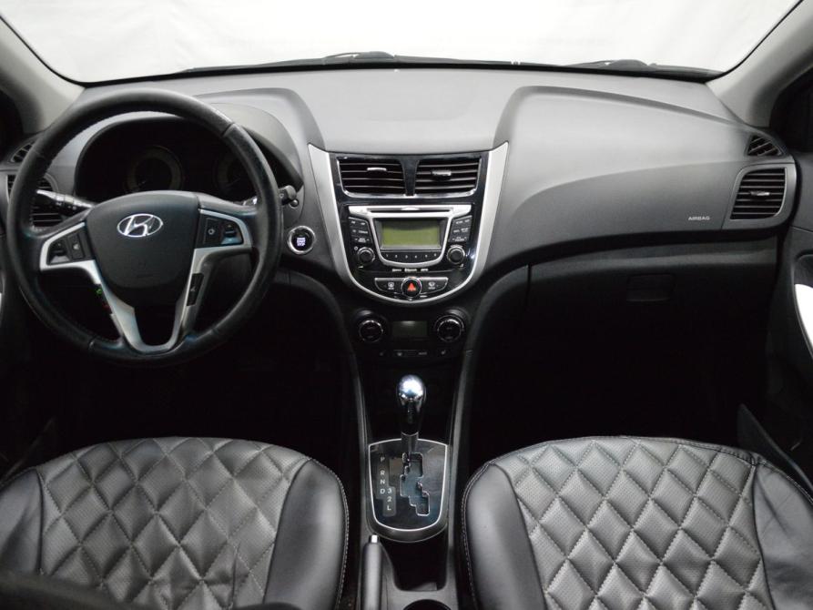 Hyundai Solaris I Санкт-Петербург  - изображение 13