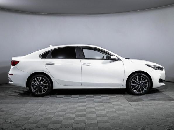 Kia K3 II (China Market) с пробегом 2022 года, цена 2 099 999 рублей, 39877 км, седан, Автокод Объявления