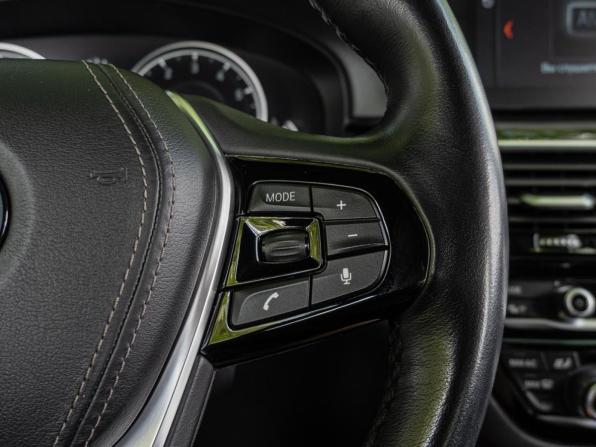 BMW 5 серии VII (G30/G31/G38) с пробегом 2017 года, цена 2 850 000 рублей, 153391 км, седан, Автокод Объявления