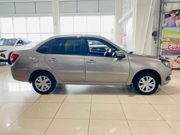 Lada (ВАЗ) Granta I Рестайлинг с пробегом 2020 года, цена 750 000 рублей, 110000 км, седан, Автокод Объявления