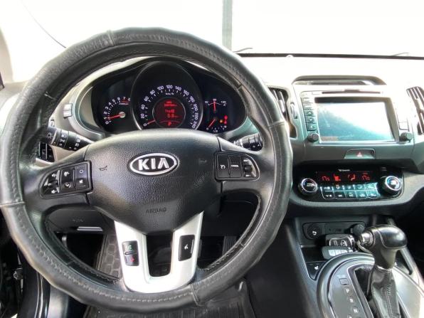 Kia Sportage III с пробегом 2012 года, цена 1 247 000 рублей, 219000 км, внедорожник, Автокод Объявления