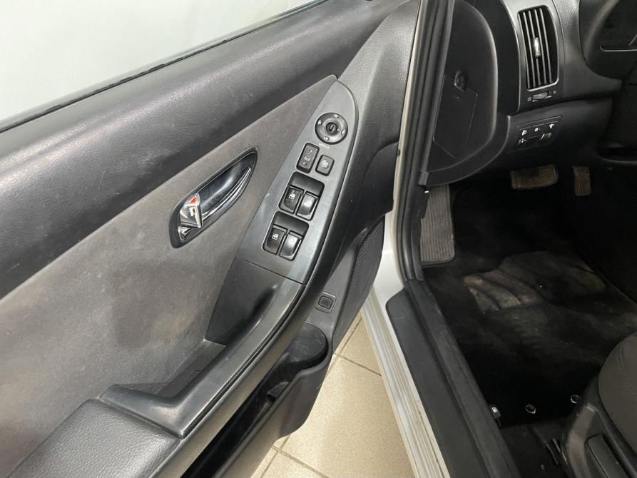 Hyundai Elantra IV (HD) Воронеж  - изображение 17