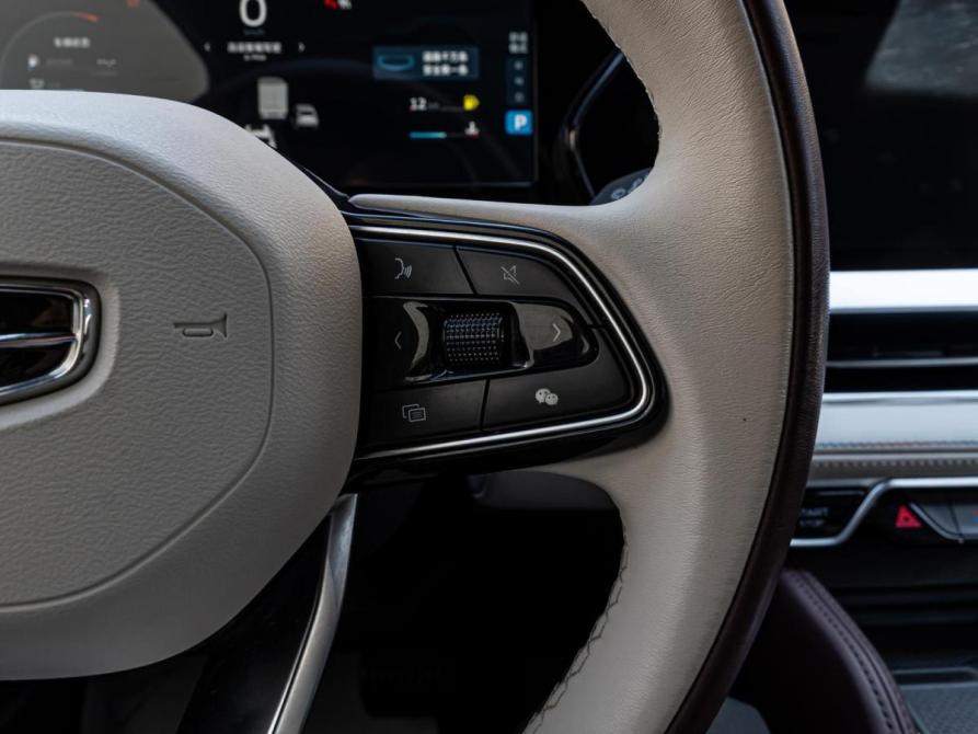 Geely Monjaro I Краснодар  - изображение 18