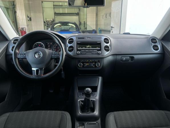 Volkswagen Tiguan I Рестайлинг с пробегом 2011 года, цена 1 348 000 рублей, 109856 км, внедорожник, Автокод Объявления