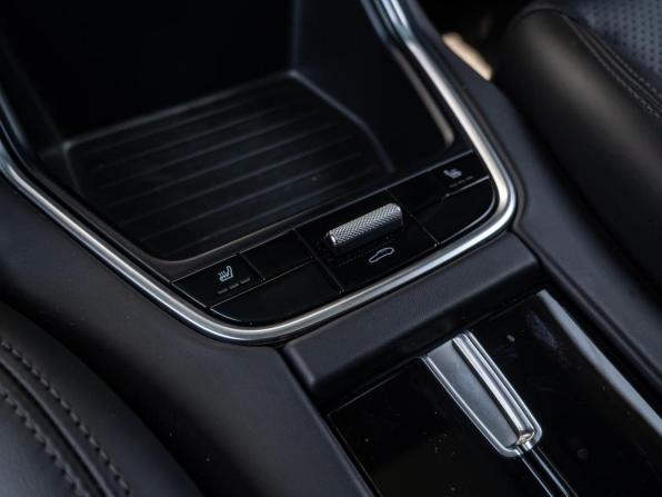 Porsche Panamera II с пробегом 2017 года, цена 5 730 000 рублей, 110487 км, лифтбек, Автокод Объявления