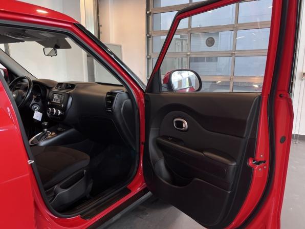Kia Soul II Рестайлинг с пробегом 2018 года, цена 1 835 000 рублей, 76462 км, хэтчбек, Автокод Объявления