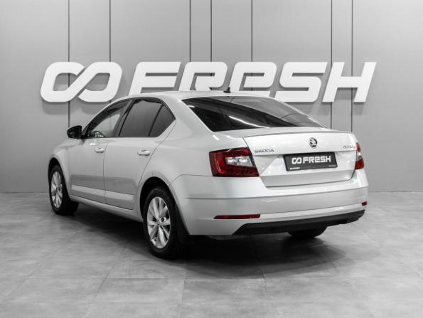 Skoda Octavia III (A7) Рестайлинг с пробегом 2018 года, цена 2 020 000 рублей, 151919 км, лифтбек, Автокод Объявления
