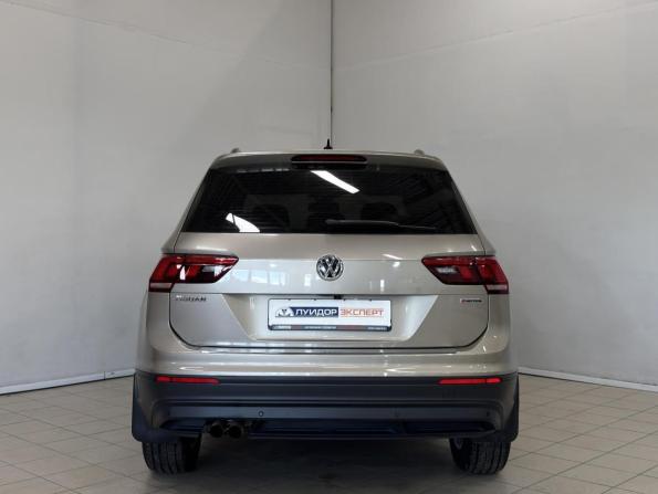 Volkswagen Tiguan II с пробегом 2020 года, цена 2 589 000 рублей, 123363 км, внедорожник, Автокод Объявления