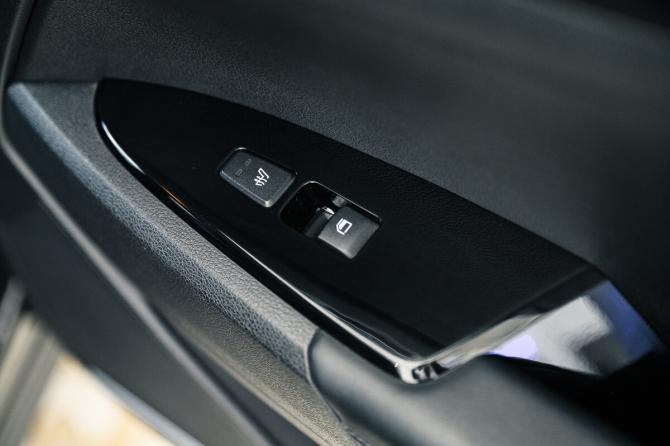Kia Sportage V с пробегом 2022 года, цена 3 450 000 рублей, 103000 км, внедорожник, Автокод Объявления