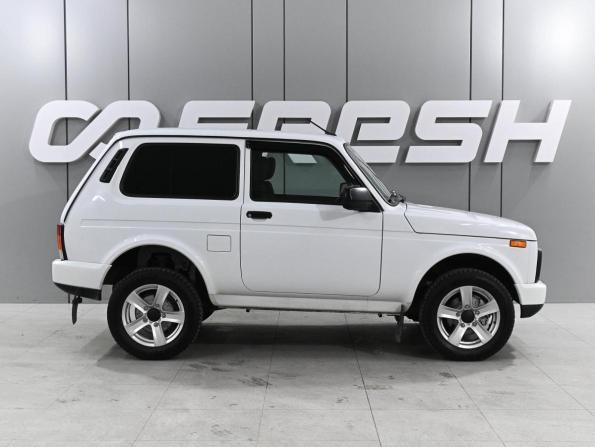 Lada (ВАЗ) Niva Legend с пробегом 2024 года, цена 834 070 рублей, 34792 км, внедорожник, Автокод Объявления