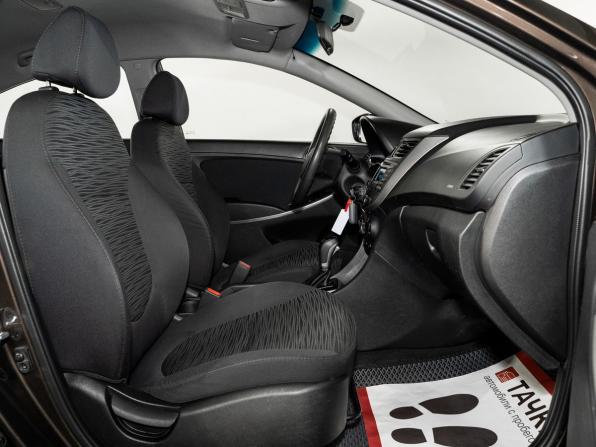 Hyundai Solaris I Рестайлинг с пробегом 2015 года, цена 980 500 рублей, 147146 км, седан, Автокод Объявления