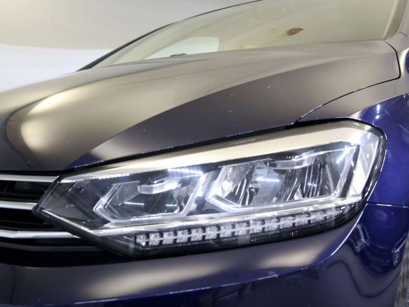 Volkswagen Touran II с пробегом 2018 года, цена 1 790 000 рублей, 212145 км, компактвэн, Автокод Объявления