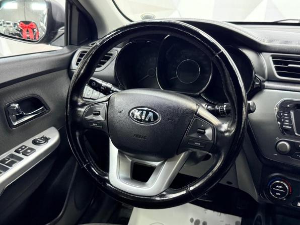 Kia Rio III с пробегом 2013 года, цена 920 000 рублей, 115125 км, хэтчбек, Автокод Объявления