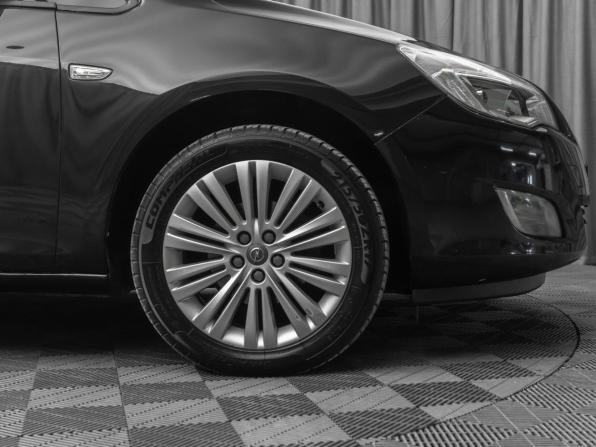 Opel Astra J с пробегом 2011 года, цена 730 000 рублей, 158306 км, хэтчбек, Автокод Объявления