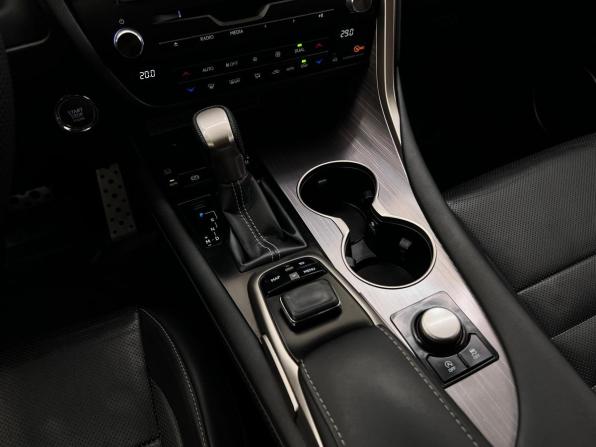 Lexus RX IV с пробегом 2018 года, цена 4 940 000 рублей, 46314 км, внедорожник, Автокод Объявления
