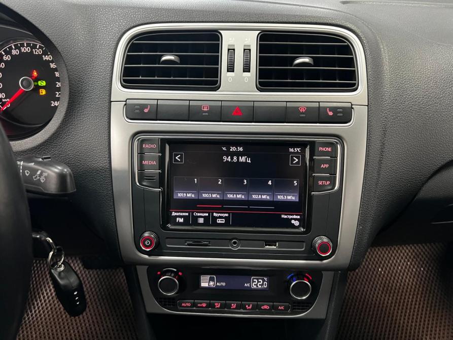 Volkswagen Polo V Рестайлинг Казань  - изображение 15