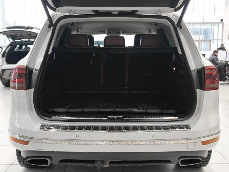 Volkswagen Touareg II Рестайлинг Казань  - изображение 12