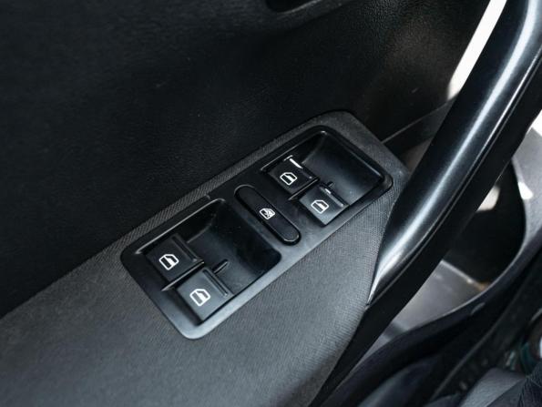Volkswagen Polo V с пробегом 2011 года, цена 809 000 рублей, 200303 км, седан, Автокод Объявления
