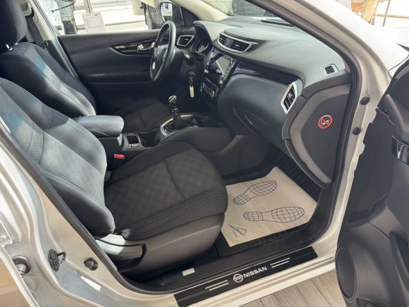 Nissan Qashqai II с пробегом 2017 года, цена 1 350 000 рублей, 144247 км, внедорожник, Автокод Объявления