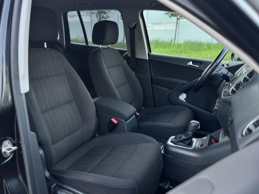 Volkswagen Tiguan I Рестайлинг Санкт-Петербург  - изображение 17