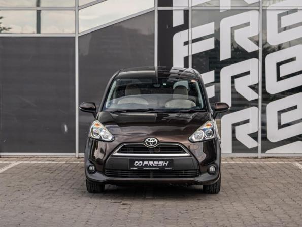 Toyota Sienta II с пробегом 2018 года, цена 1 330 000 рублей, 100629 км, компактвэн, Автокод Объявления