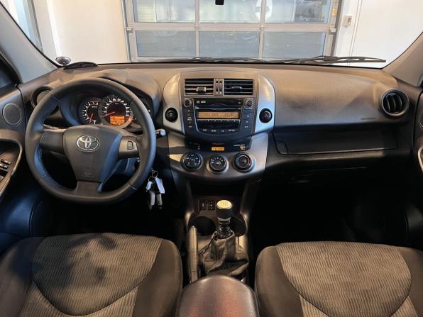 Toyota RAV4 III (XA30) Рестайлинг с пробегом 2010 года, цена 1 365 000 рублей, 192643 км, внедорожник, Автокод Объявления