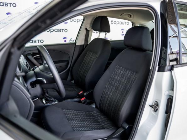 Volkswagen Polo V Рестайлинг с пробегом 2019 года, цена 1 280 000 рублей, 111511 км, седан, Автокод Объявления
