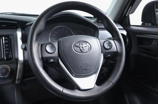 Toyota Corolla XI (E160 E170 E180) Рестайлинг 1 с пробегом 2015 года, цена 1 259 000 рублей, 174000 км, универсал, Автокод Объявления