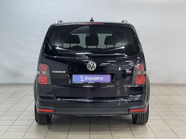Volkswagen Touran I Рестайлинг с пробегом 2009 года, цена 899 000 рублей, 234749 км, компактвэн, Автокод Объявления