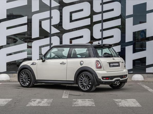 Mini Hatch II (R56) Рестайлинг с пробегом 2010 года, цена 1 160 000 рублей, 165776 км, хэтчбек, Автокод Объявления